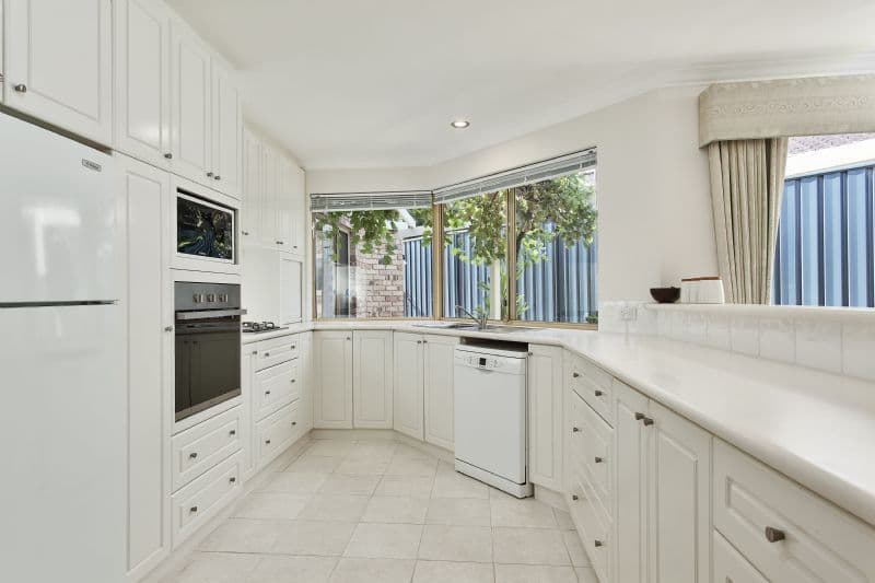 4 Austin Place, WINTHROP WA 6150, Winthrop - Thumbnail 3