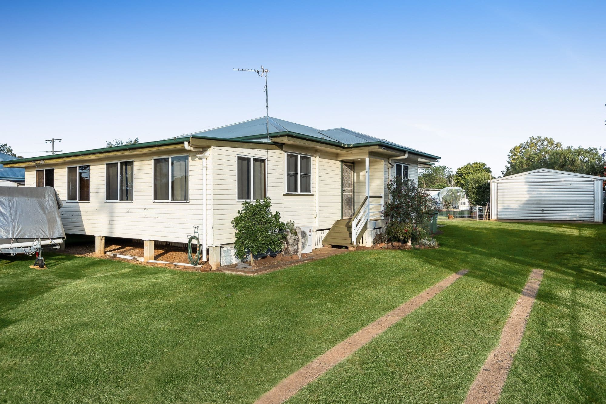 9 Aubigny Road, Oakey QLD 4401, Oakey - Thumbnail 2