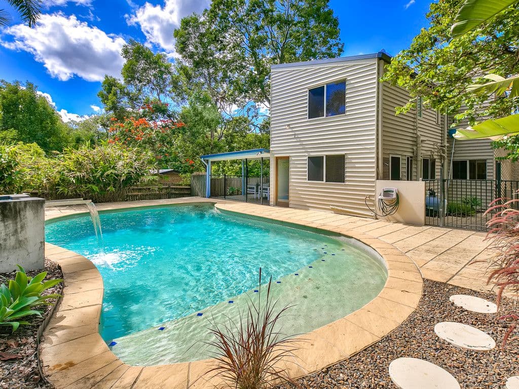 16 Leander Street, Chapel Hill QLD 4069, Chapel Hill - Thumbnail 2