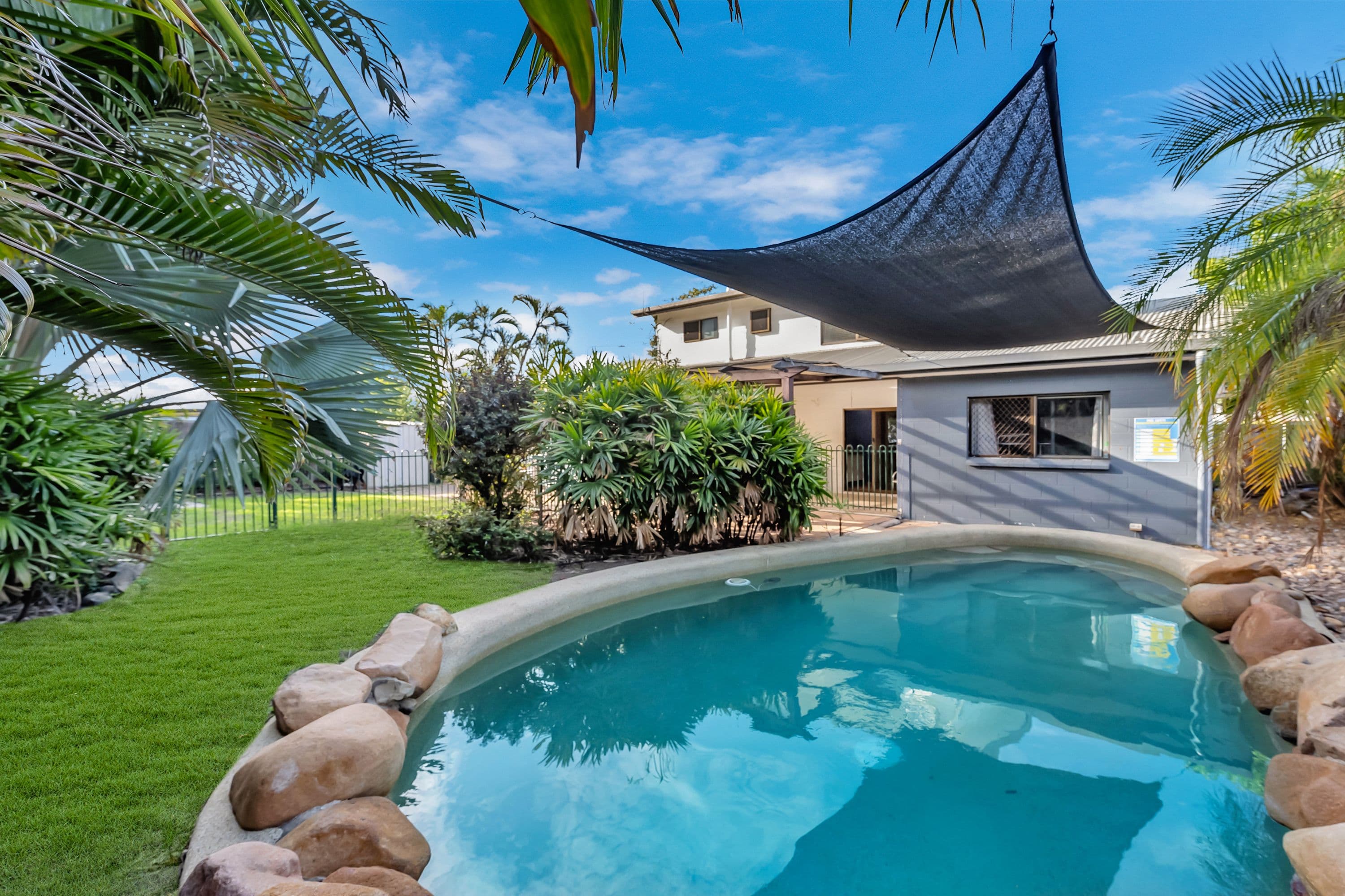 10 Canterbury Road, Kirwan QLD 4817, Kirwan - Thumbnail 3