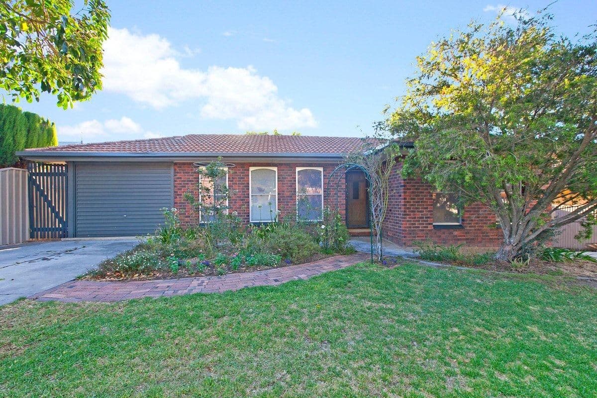 136 Stradbroke Road, ROSTREVOR SA 5073, Rostrevor - Image 1