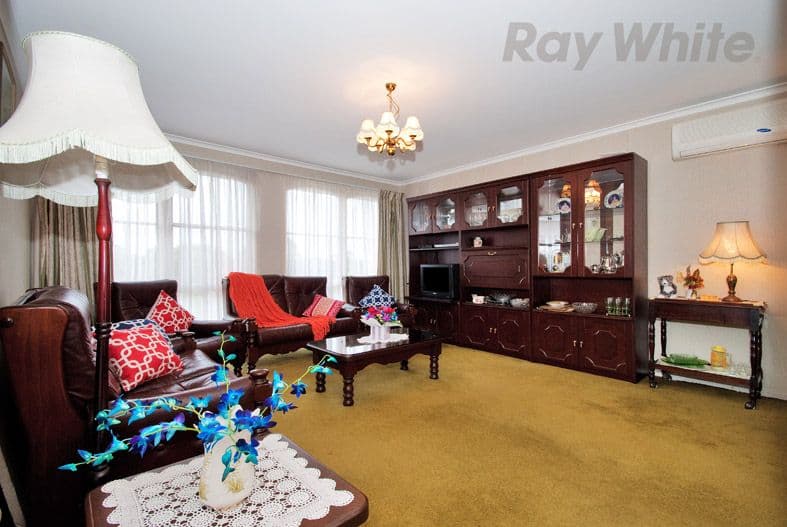 45 Winyard Drive, Mooroolbark VIC 3138, Mooroolbark - Thumbnail 2