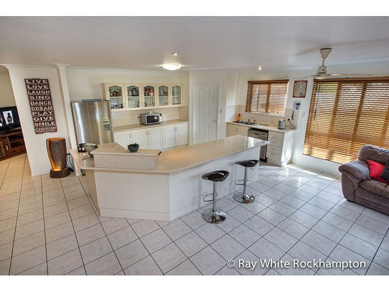 13 Athlone Court, Norman Gardens QLD 4701, Norman Gardens - Thumbnail 4