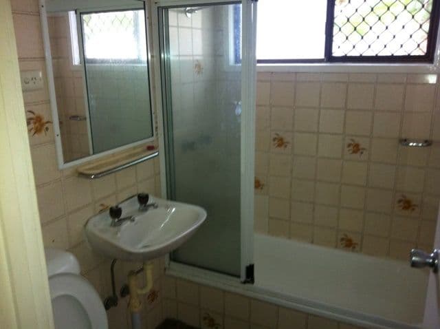 19 Clifton Street, Booval QLD 4304, Booval - Thumbnail 7