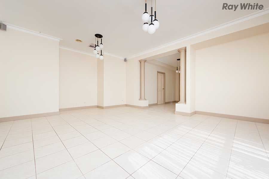 6 Northampton Crescent, Caroline Springs VIC 3023, Caroline Springs - Thumbnail 4