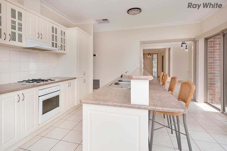 6 Northampton Crescent, Caroline Springs VIC 3023, Caroline Springs - Thumbnail 6