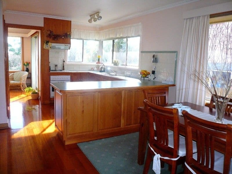 17 Boiton Hill Road, NORWOOD TAS 7250, Norwood - Thumbnail 2