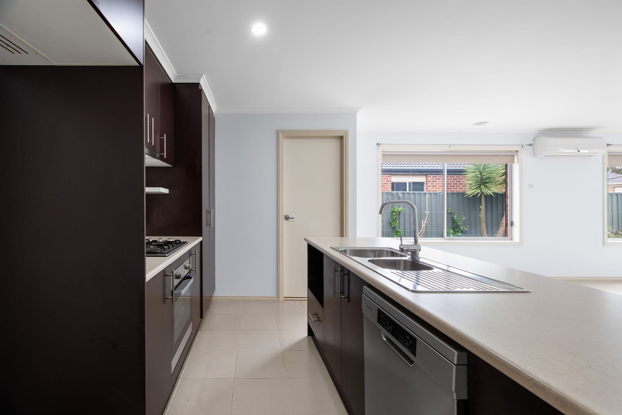 10 Landmark Crescent, MANOR LAKES VIC 3024, Manor Lakes - Thumbnail 6