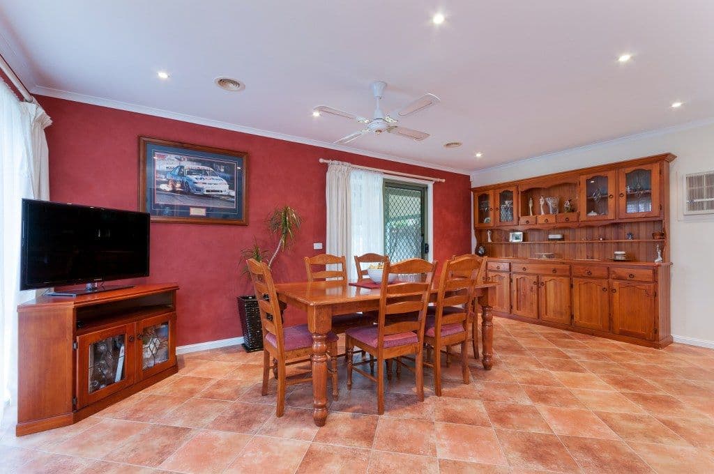 33 Willmott Drive, CRAIGIEBURN VIC 3064, Craigieburn - Thumbnail 3