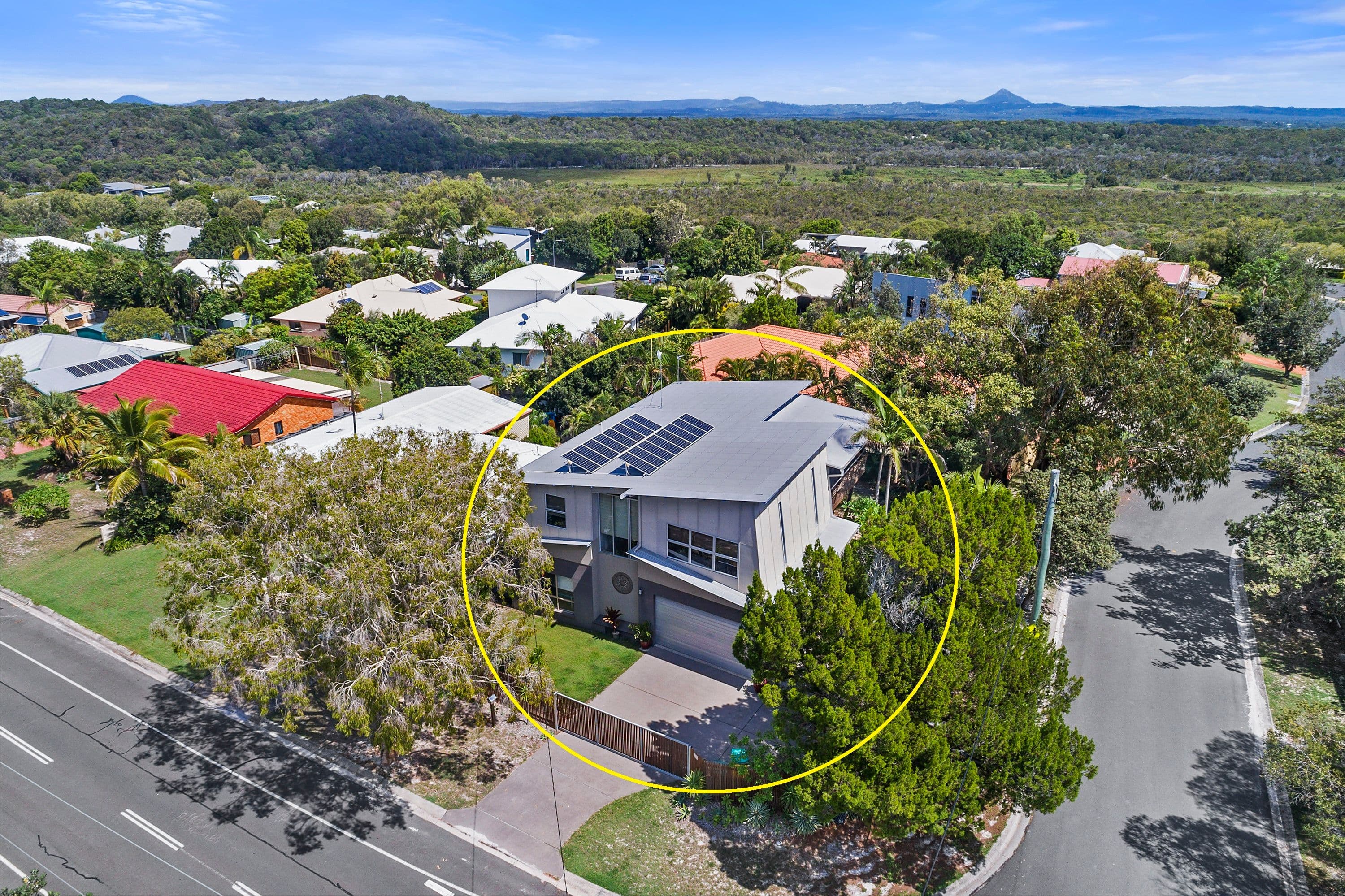 12 Wollomia Way, Sunrise Beach QLD 4567, Sunrise Beach - Thumbnail 2