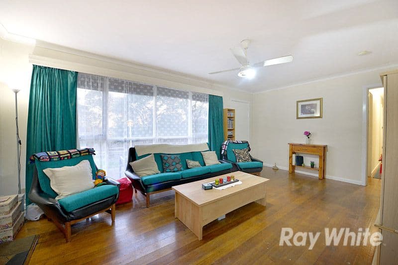 21 McComb Crescent, Bayswater VIC 3153, Bayswater - Thumbnail 2