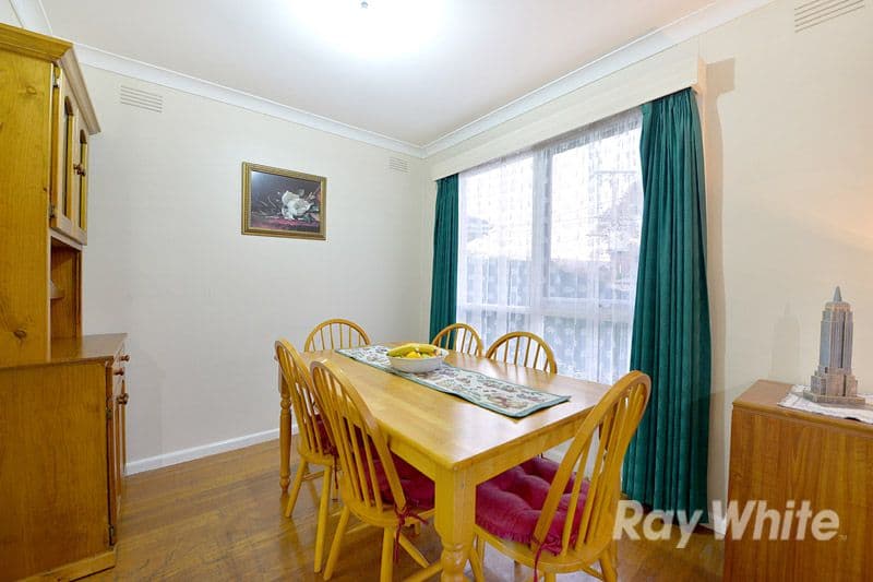 21 McComb Crescent, Bayswater VIC 3153, Bayswater - Thumbnail 3