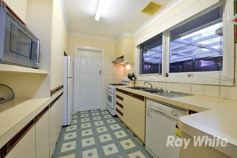 21 McComb Crescent, Bayswater VIC 3153, Bayswater - Thumbnail 4