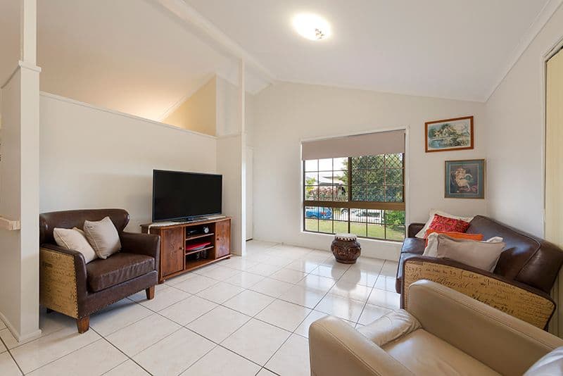 38 Meadow Street, Eight Mile Plains QLD 4113, Eight Mile Plains - Thumbnail 2
