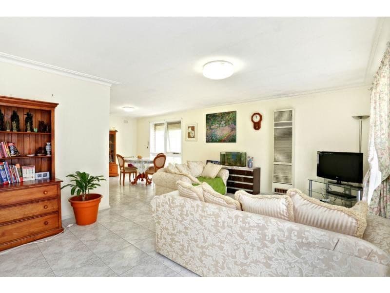 58 Clarke Avenue, ST ALBANS VIC 3021, St Albans - Thumbnail 3
