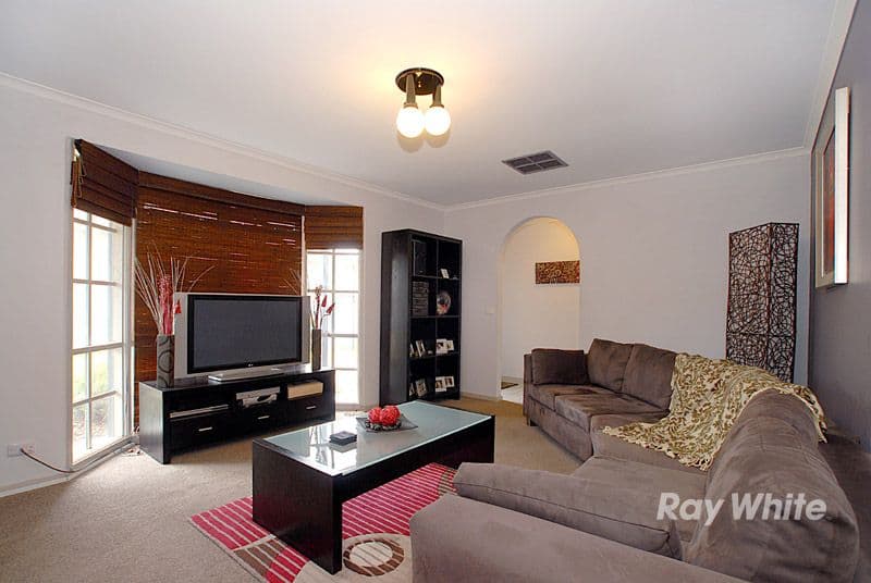 23 Gordonia Crescent, NARRE WARREN VIC 3805, Narre Warren - Thumbnail 2