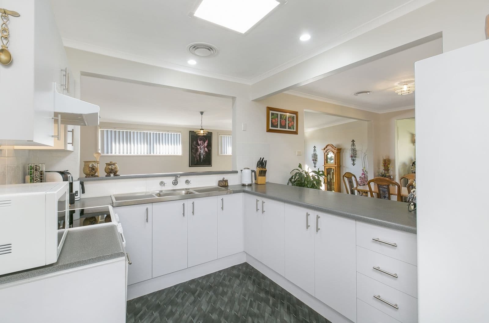 5 Dredge Street, Reservoir VIC 3073, Reservoir - Thumbnail 2