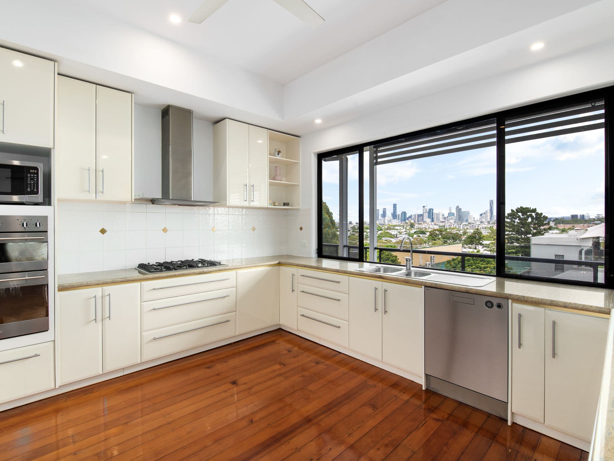 45 Collings Street, Balmoral QLD 4171, Balmoral - Thumbnail 6