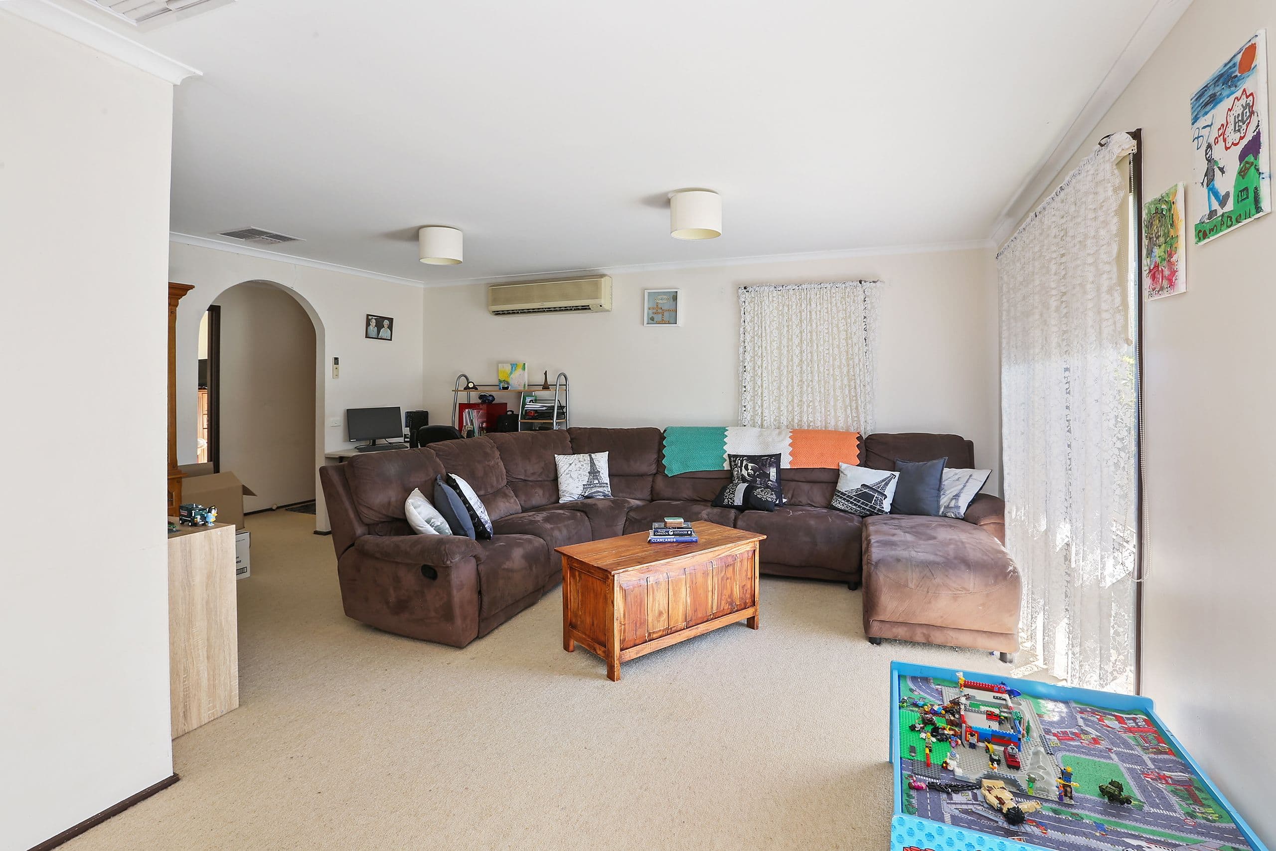 2 Sheeran Crescent, Lara VIC 3212, Lara - Thumbnail 3