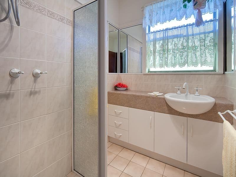 10 Vicky Avenue, Crows Nest, QLD, 4355, Crows Nest - Thumbnail 3