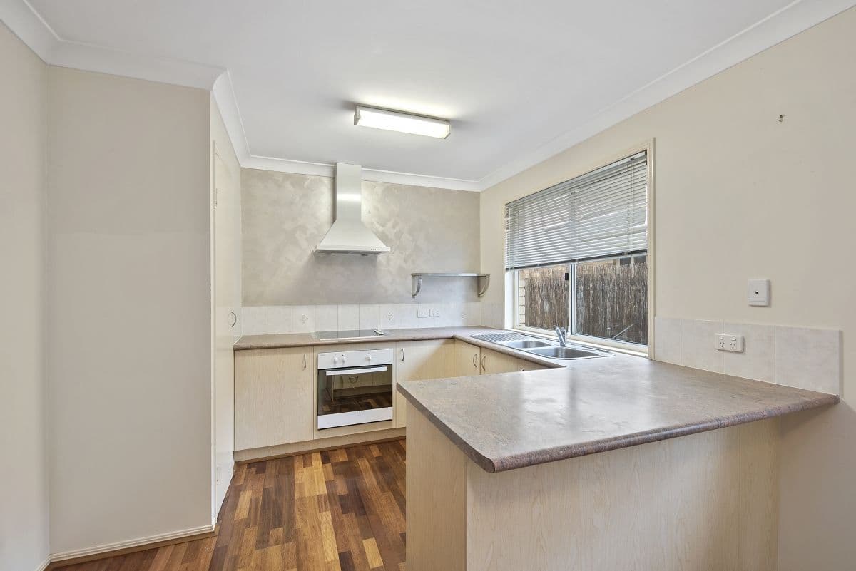10 Monaghan Crescent, North Lakes QLD 4509, North Lakes - Thumbnail 2