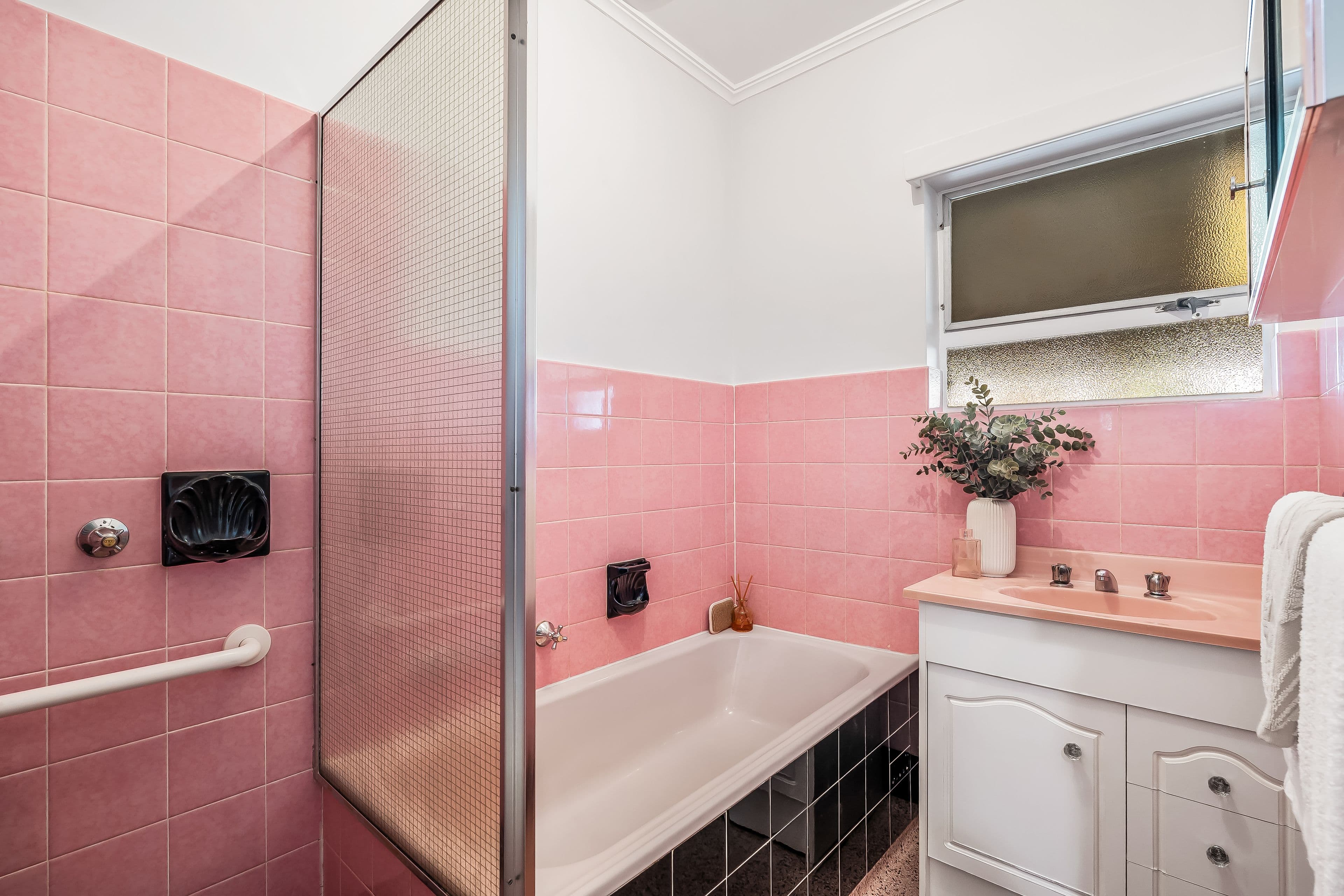 16 Barkuna Avenue, Mitchell Park SA 5043, Mitchell Park - Thumbnail 8
