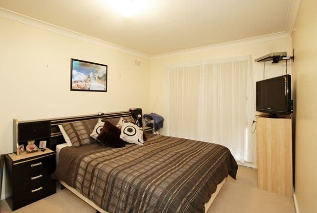 31 Waranga Avenue, MOUNT AUSTIN NSW 2650, Mount Austin - Thumbnail 5
