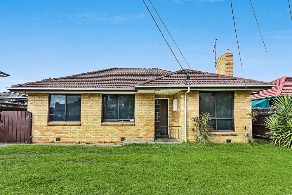 64 Leonard Avenue, Glenroy VIC 3046, Glenroy - Thumbnail 2
