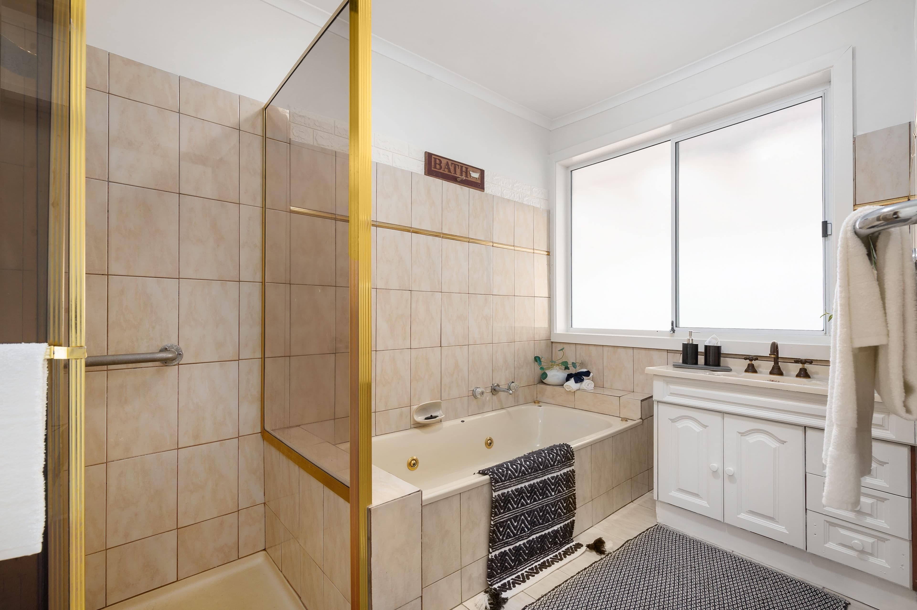 3 Tucker Street, Bundoora VIC 3083, Bundoora - Thumbnail 8