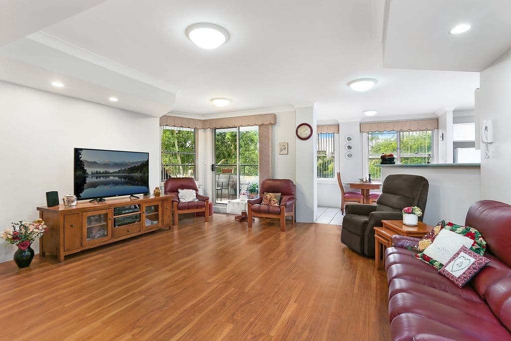 35/1 Harbourview Crescent, Abbotsford - Image 1