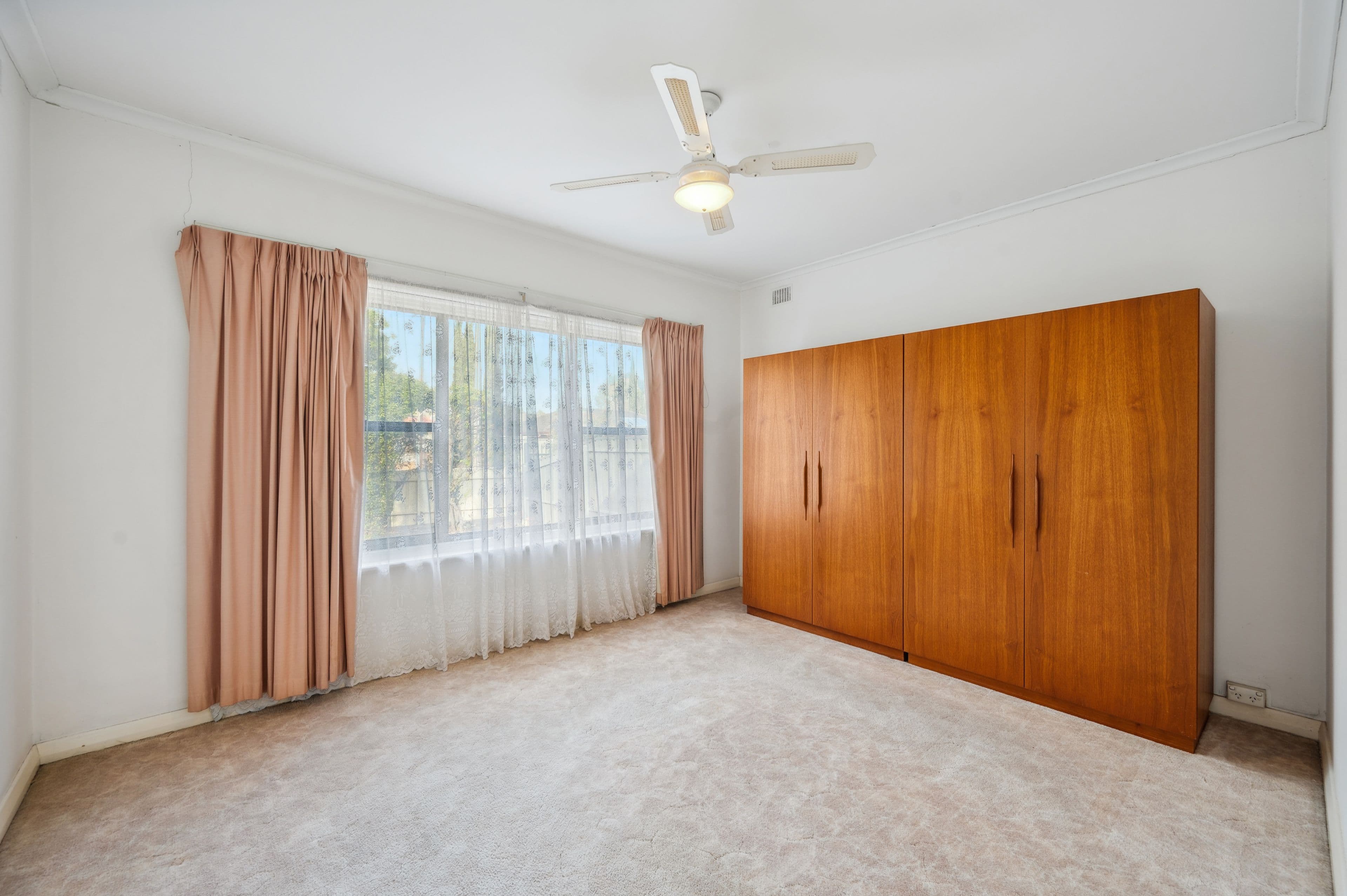 14 Sampson Road, Mitchell Park SA 5043, Mitchell Park - Thumbnail 4