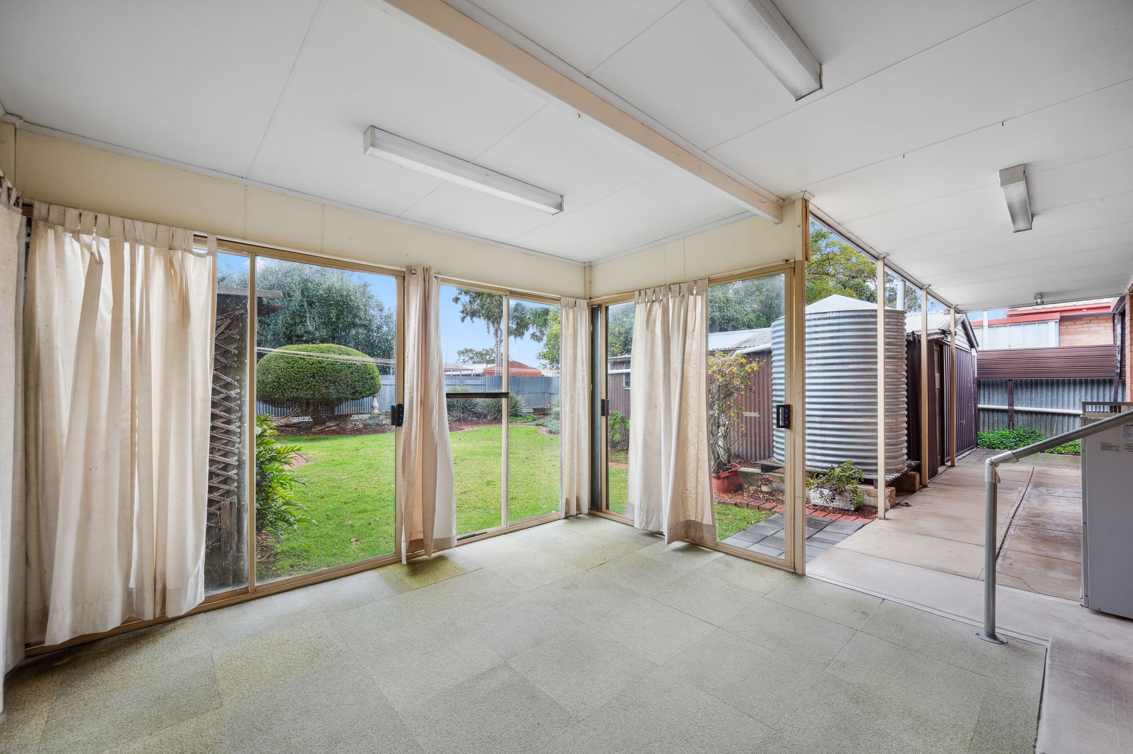 14 Sampson Road, Mitchell Park SA 5043, Mitchell Park - Thumbnail 8