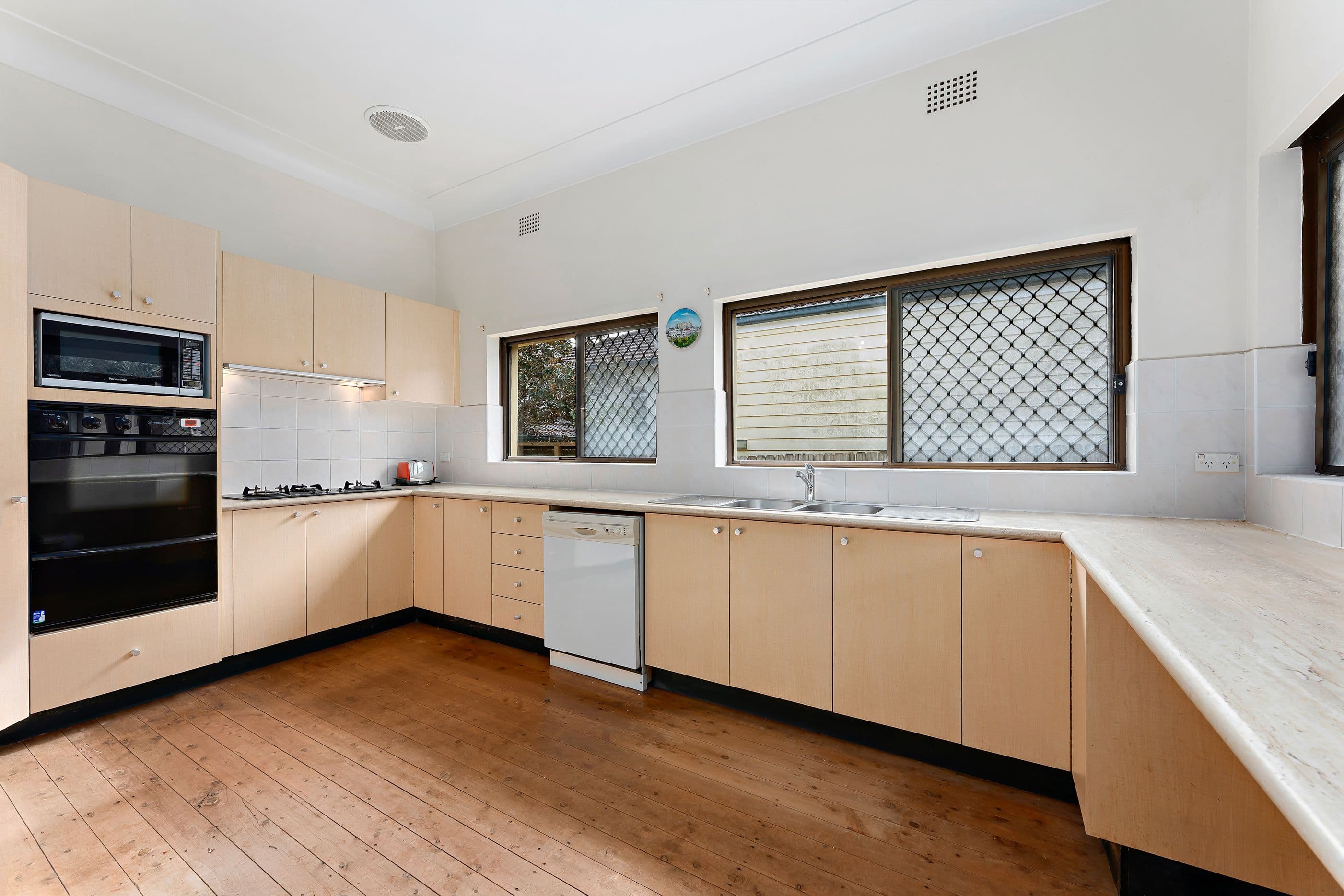 15 Davies Street, Chatswood NSW 2067, Chatswood - Thumbnail 5