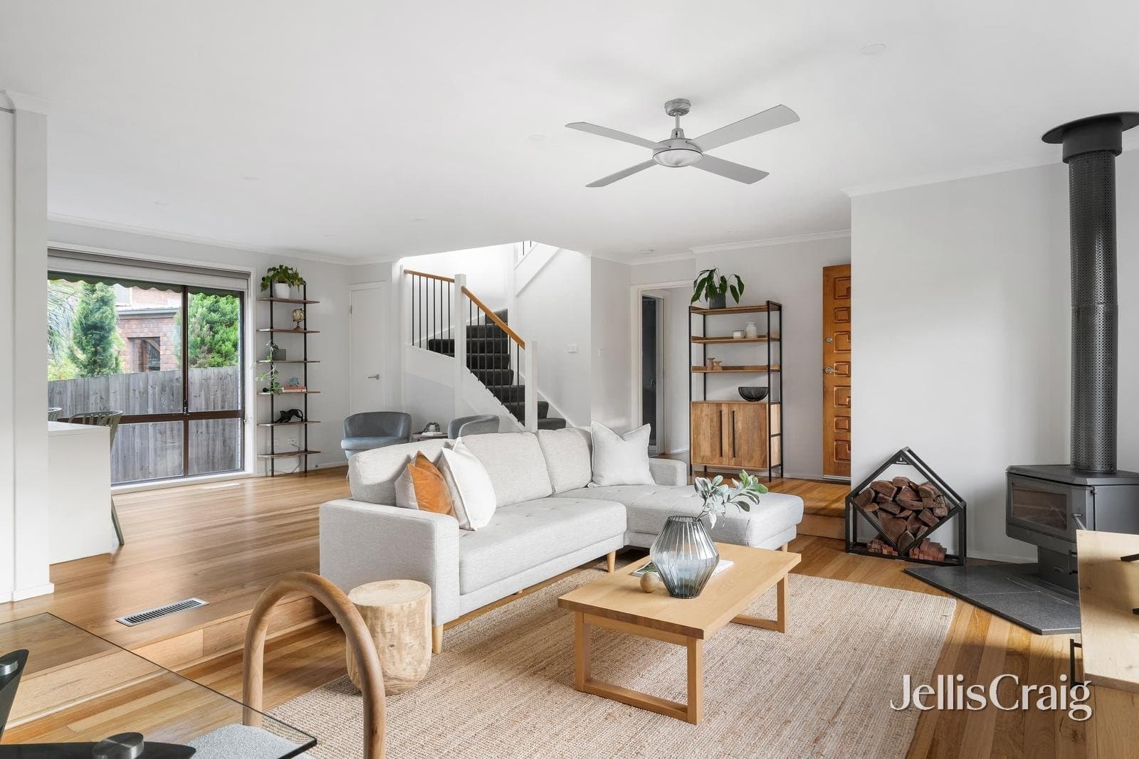 37 Olympic Avenue, Montmorency, Montmorency - Thumbnail 4