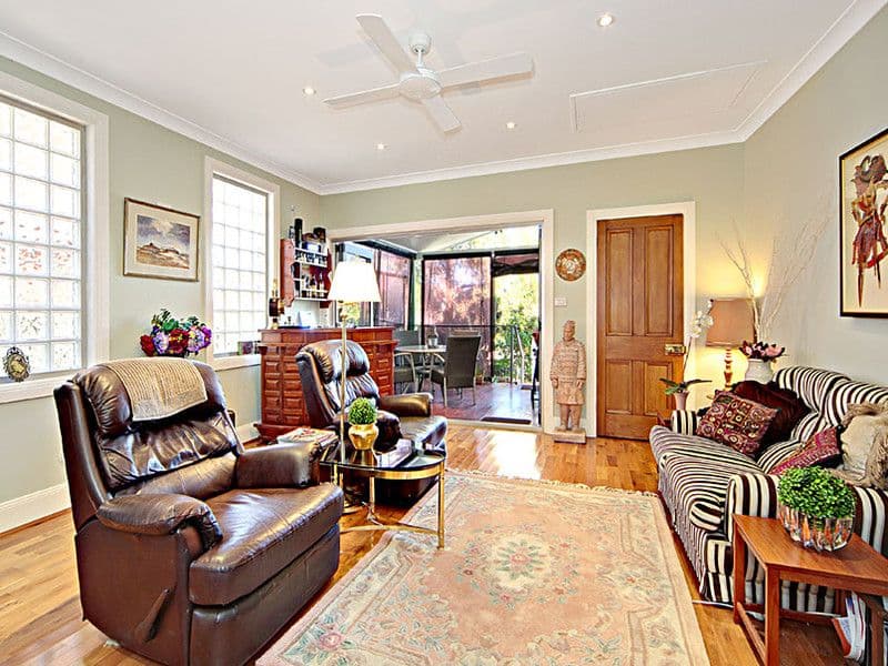 18 Bayview Road, MORNINGTON, Mornington - Thumbnail 3