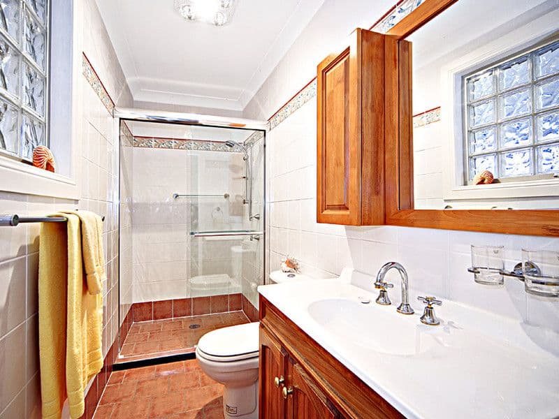 18 Bayview Road, MORNINGTON, Mornington - Thumbnail 5