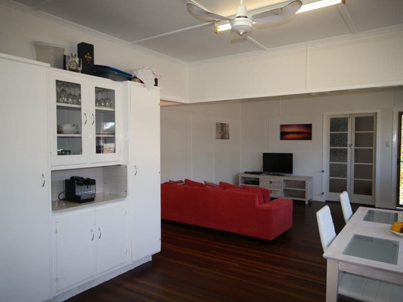 17 Friend Street, Barney Point QLD 4680, Barney Point - Thumbnail 3