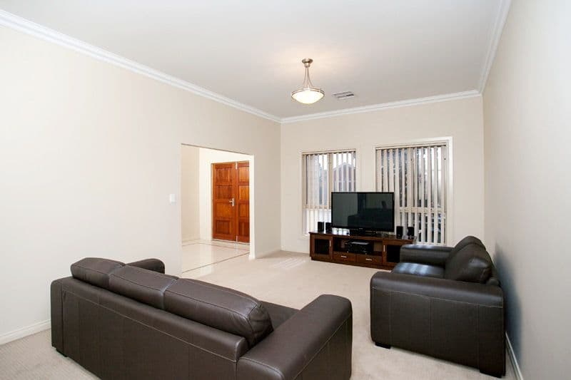3 Cygnet Street, MAWSON LAKES SA 5095, Mawson Lakes - Thumbnail 3
