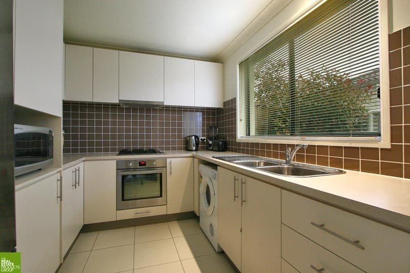 23 Oak Street, Gympie, QLD, 4570, Gympie - Thumbnail 2