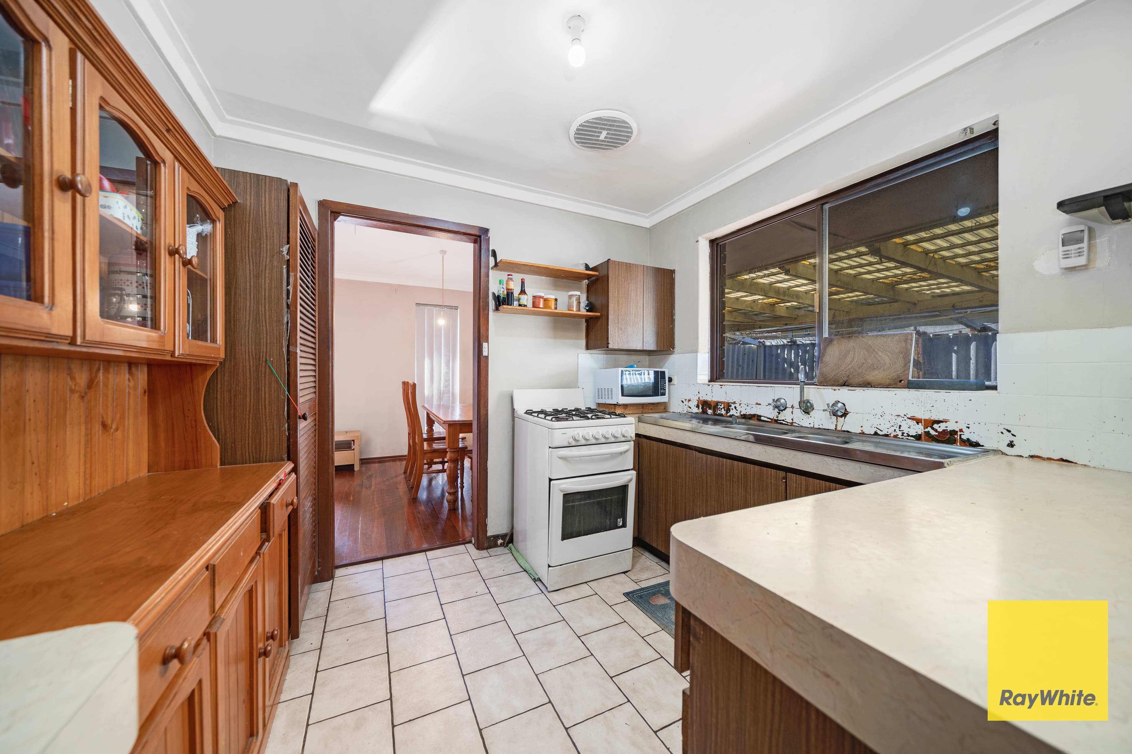 22 Loughton Way, Balga WA 6061, Balga - Thumbnail 8