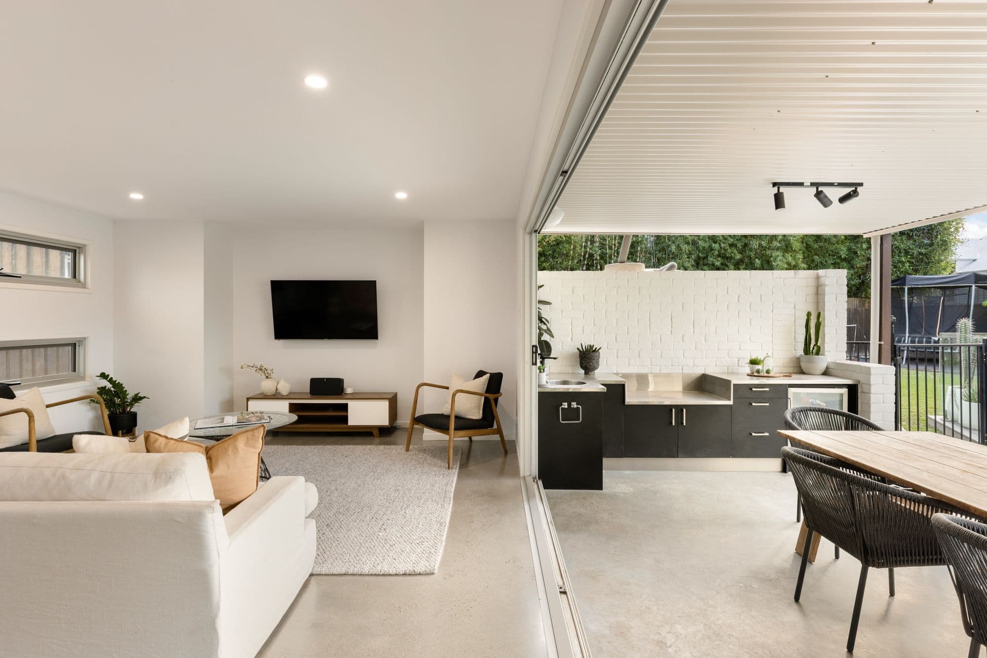 4 Janette Street, Camp Hill QLD 4152, Camp Hill - Thumbnail 2