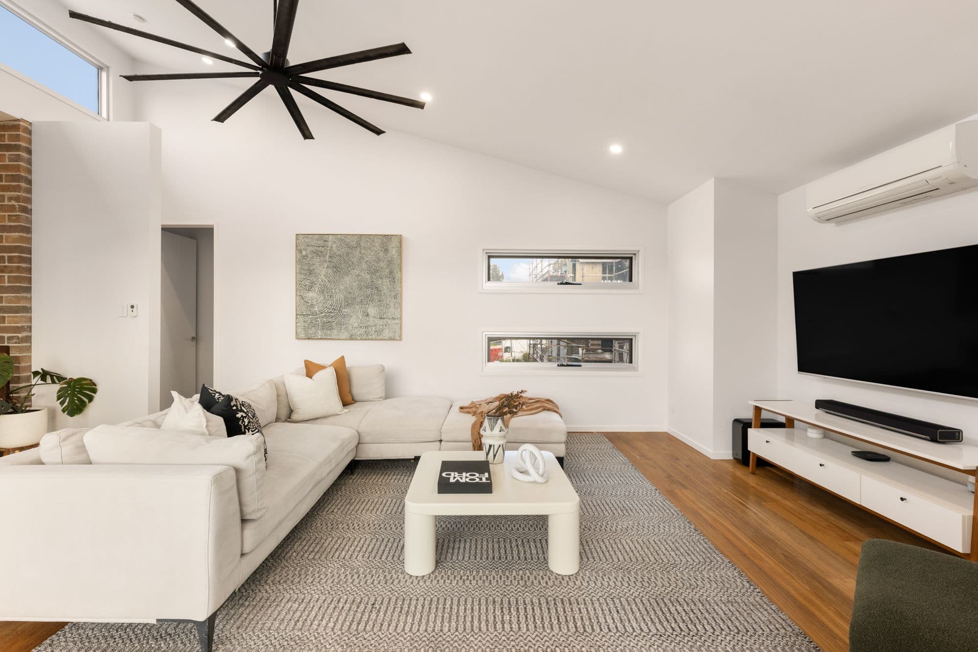 4 Janette Street, Camp Hill QLD 4152, Camp Hill - Thumbnail 3