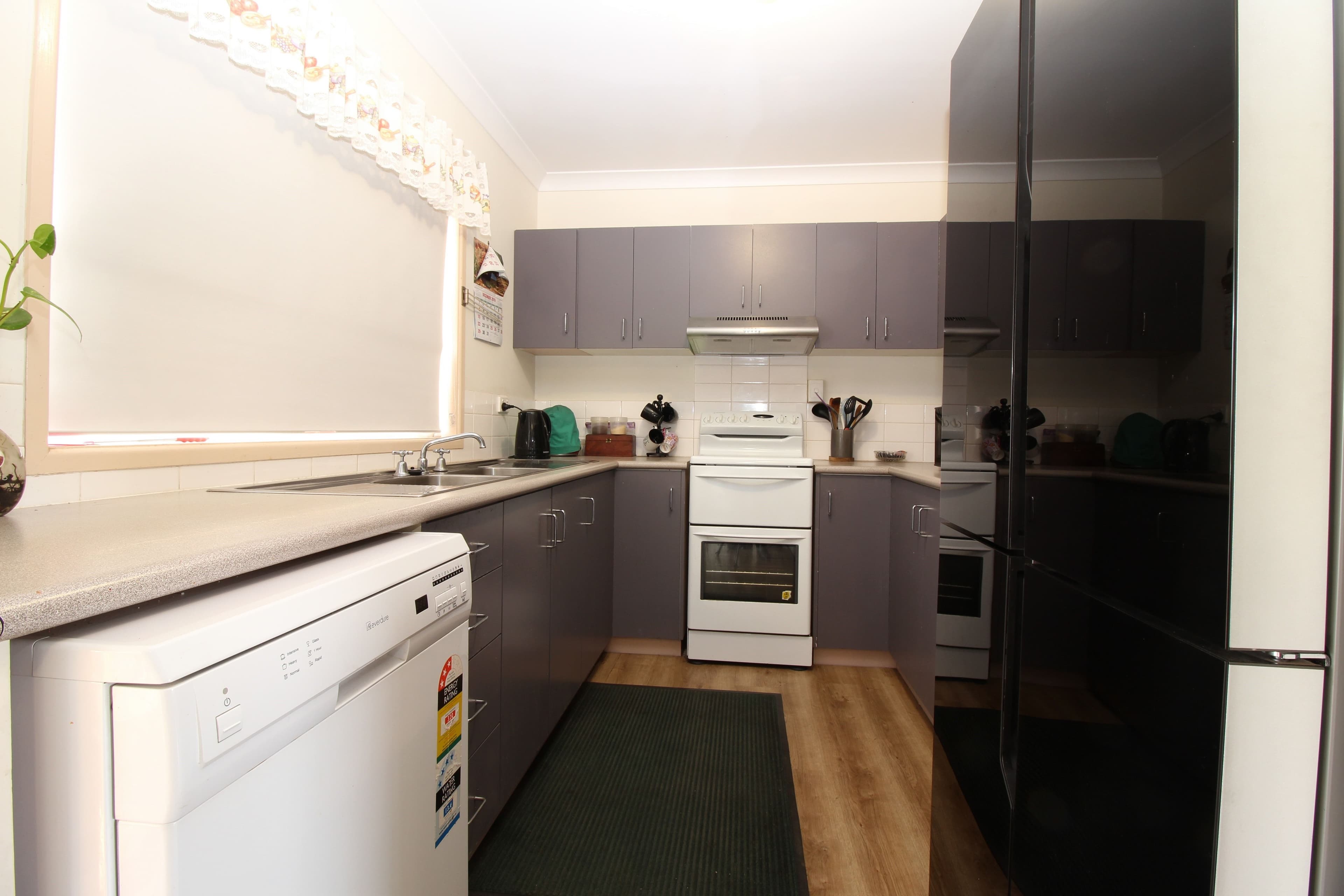 3 Frank Bell Street, Emerald QLD 4720, Emerald - Thumbnail 4