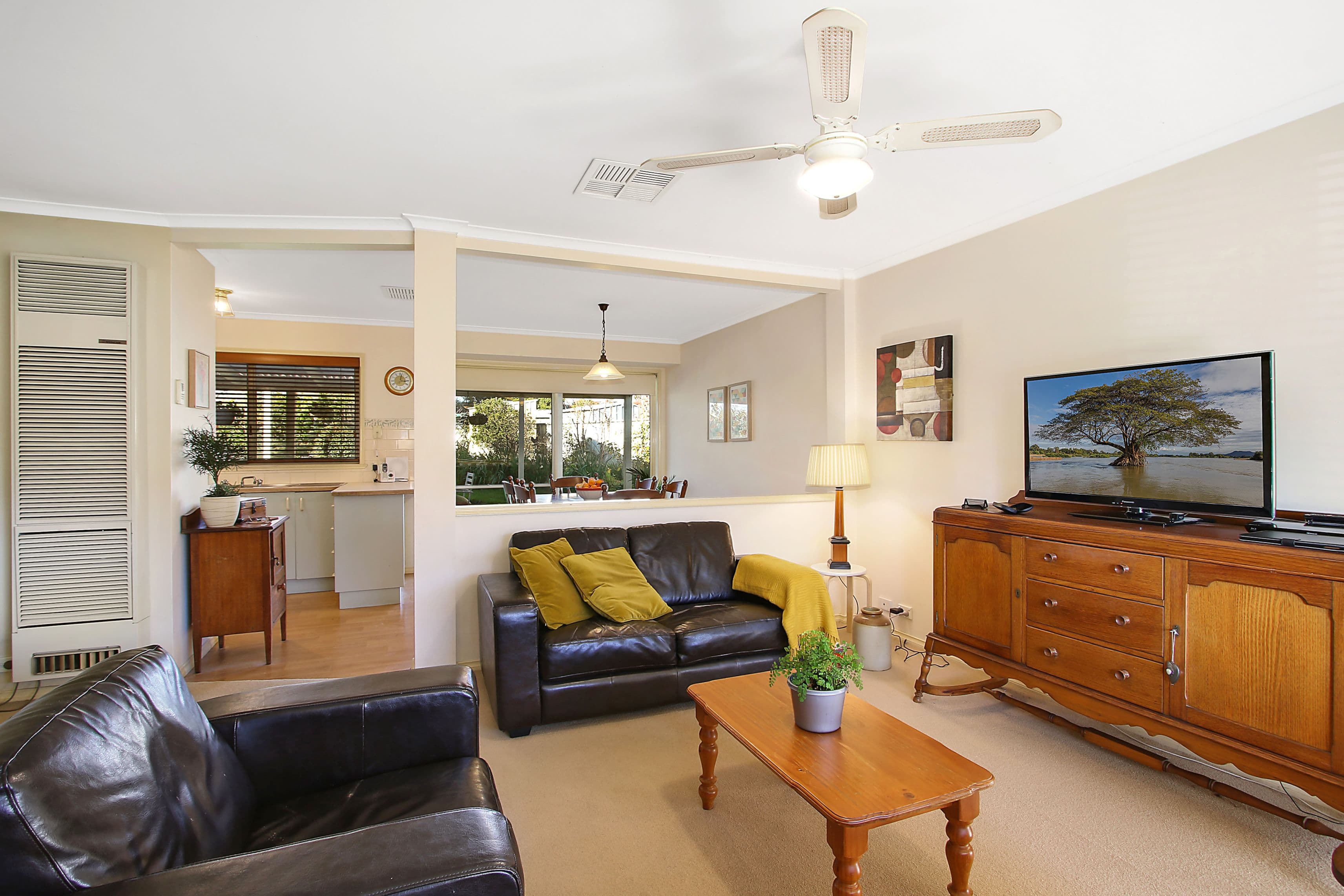 14 Azure Drive, West Wodonga VIC 3690, West Wodonga - Thumbnail 2