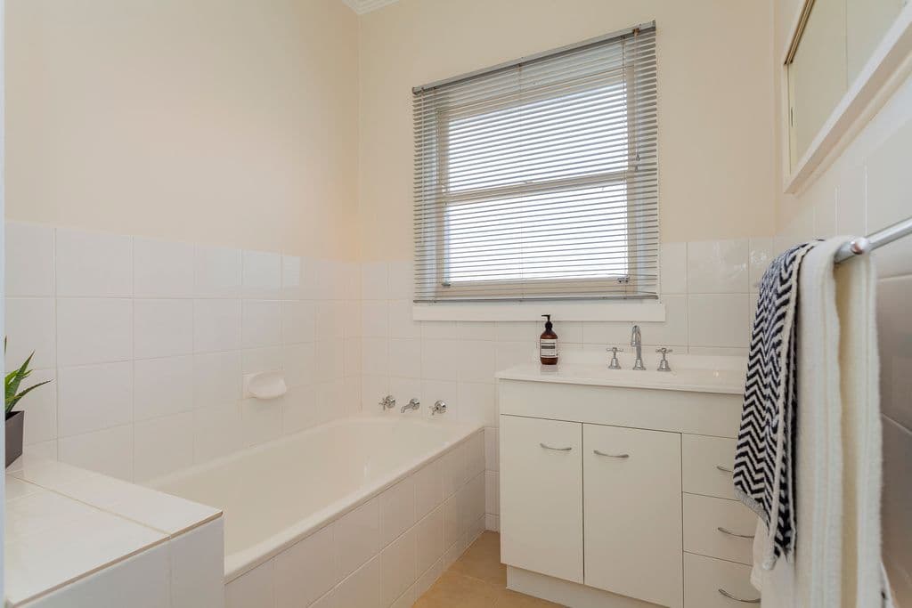 38 James Street, BELMONT VIC 3216, Belmont - Thumbnail 8