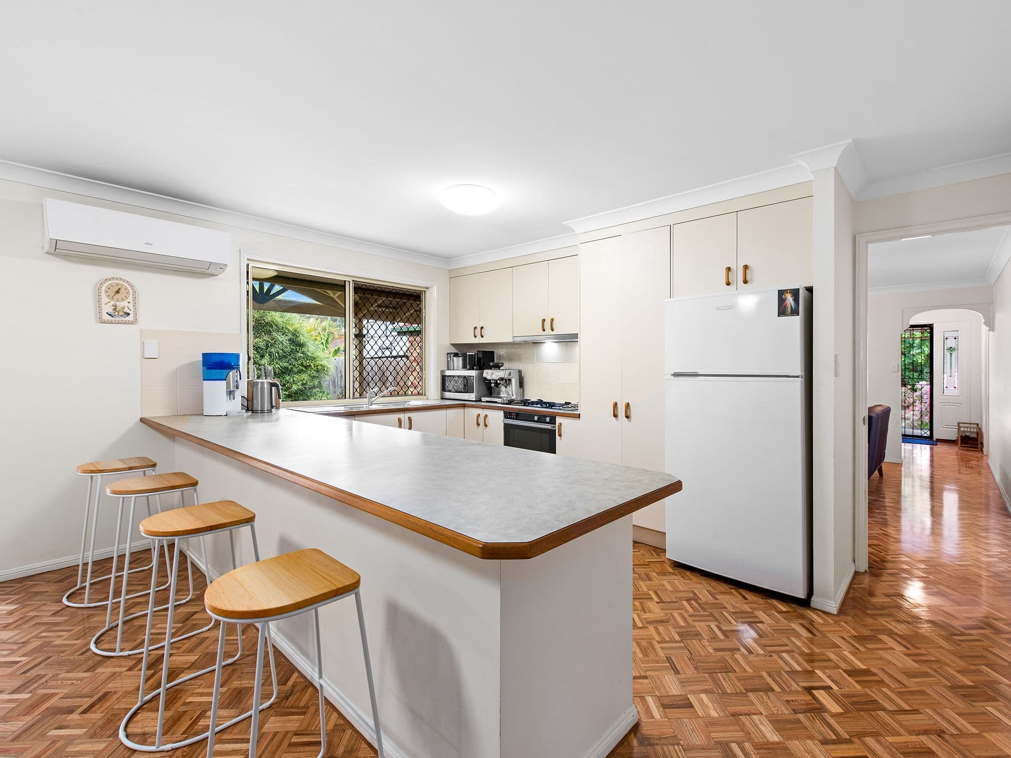 110 Lynne Grove Avenue, Corinda QLD 4075, Corinda - Thumbnail 3