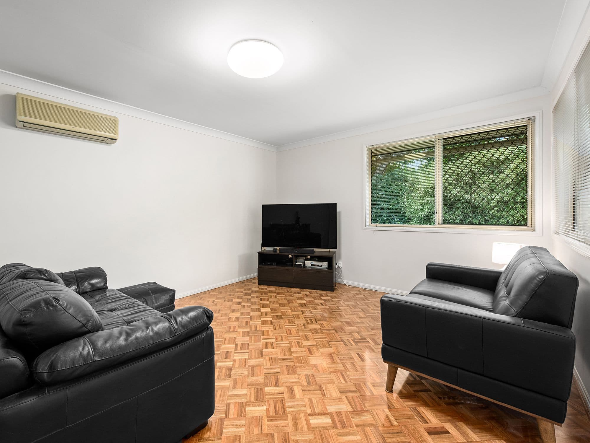 110 Lynne Grove Avenue, Corinda QLD 4075, Corinda - Thumbnail 6