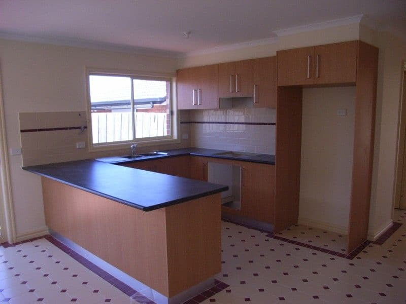 12 Lily Drive, SYDENHAM VIC 3037, Sydenham - Thumbnail 2