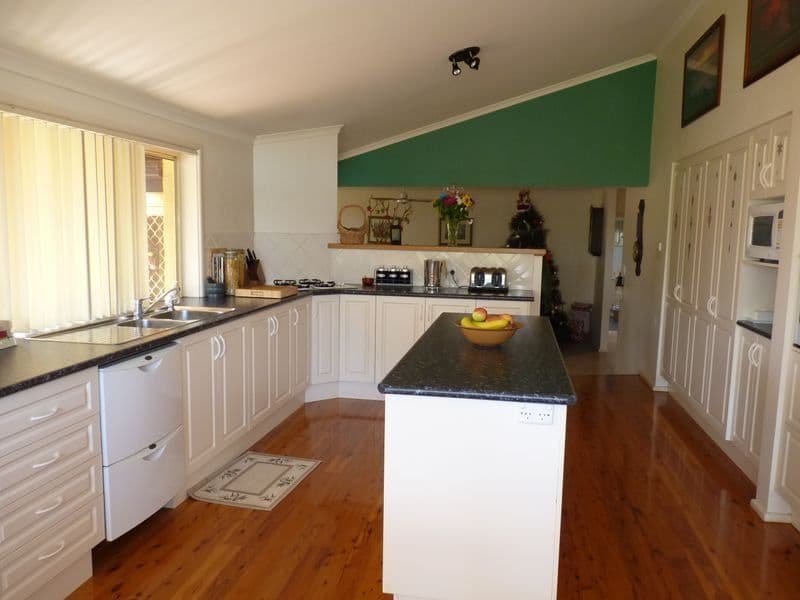 46 Buckland Street, MOLLYMOOK BEACH NSW 2539, Mollymook - Thumbnail 2