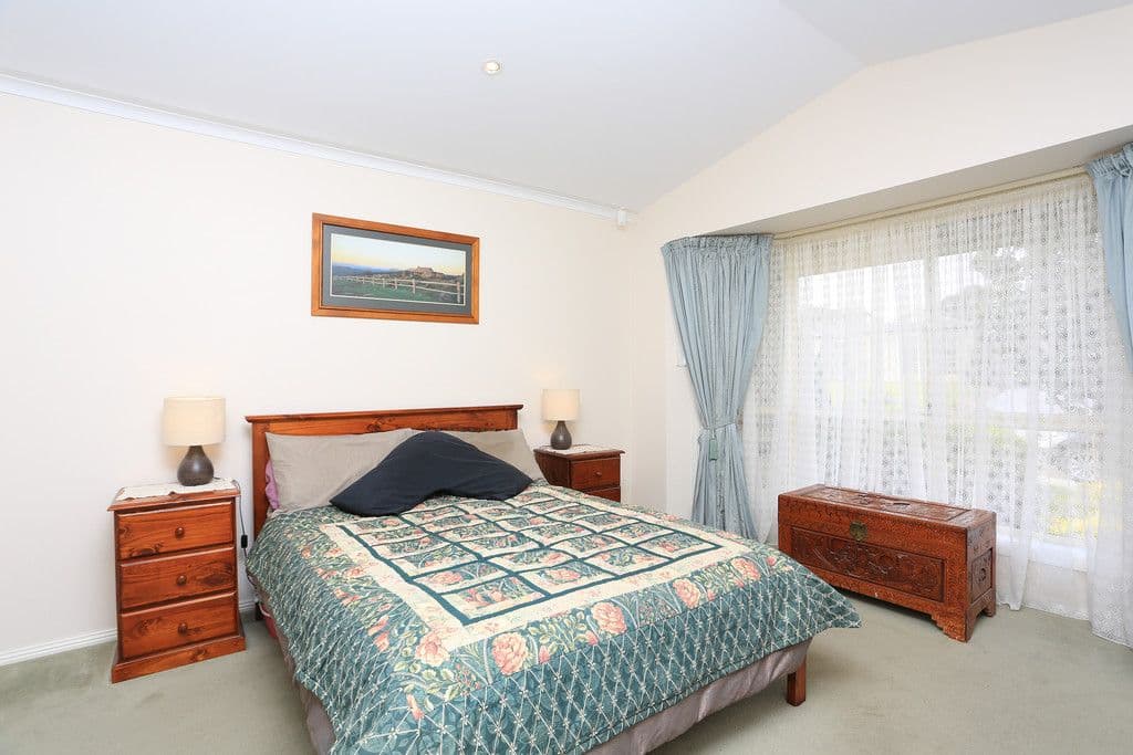 11 McGonigal Drive, Willaston SA 5118, Willaston - Thumbnail 2